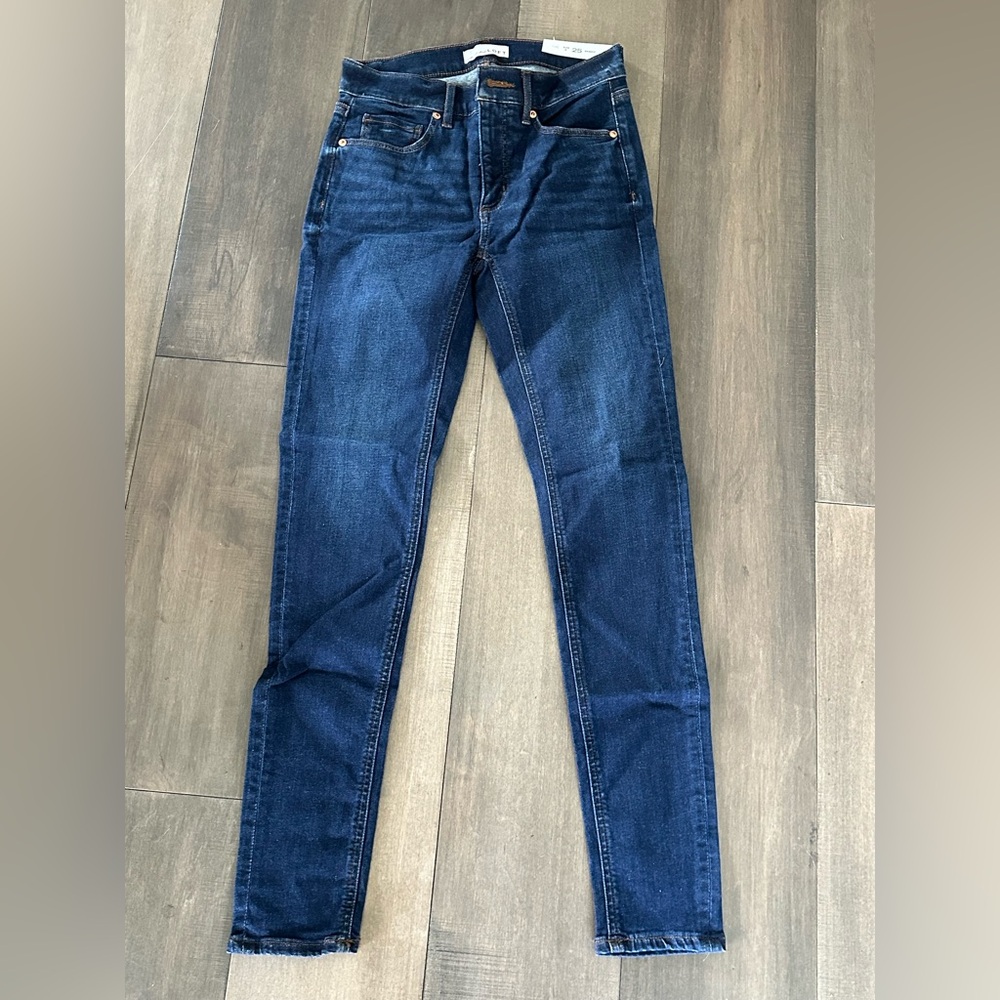 Ann Taylor LOFT Dark Blue Denim Jeans 25/0  New with tags
